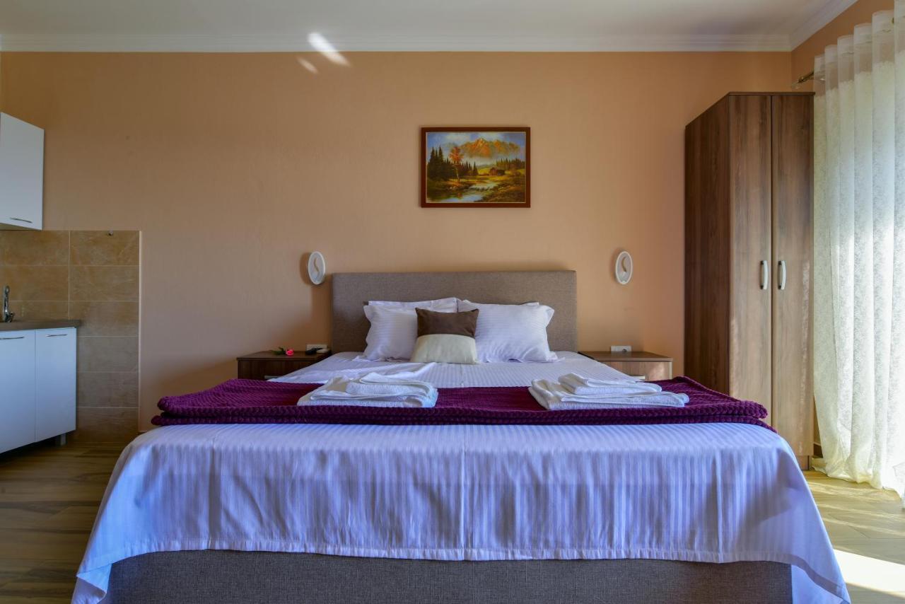 Apartments Hillside Ulcinj Bagian luar foto
